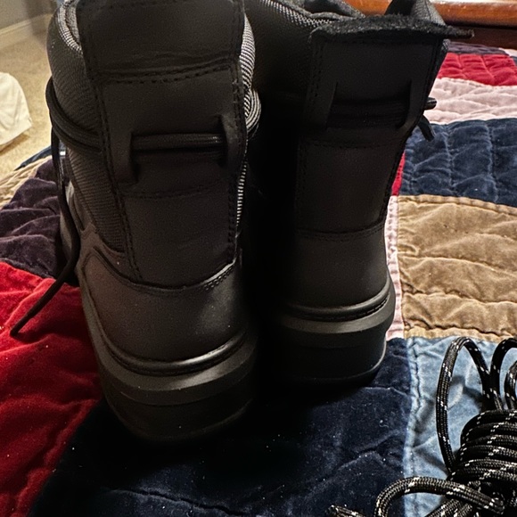 Hunter Rebel Explorer Boot - Picture 6 of 8